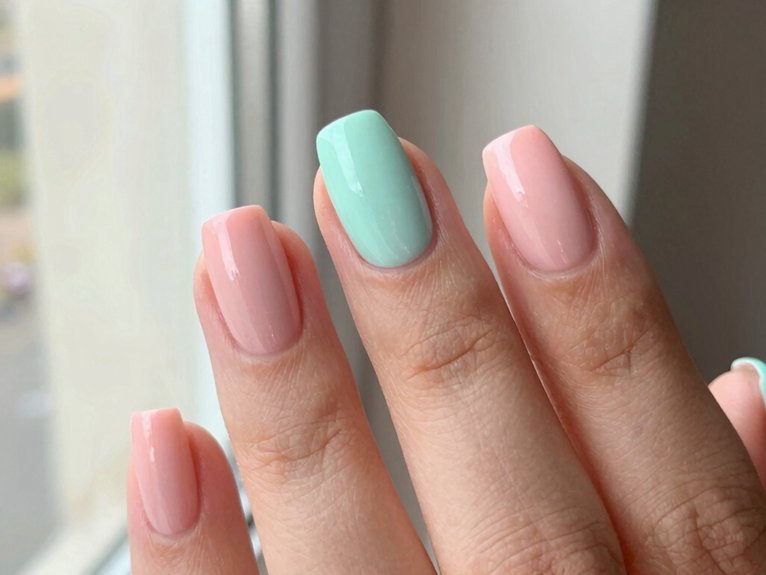 Solid Color Spring Nails That Look Clean and Chic 18 thin layers cap free edge